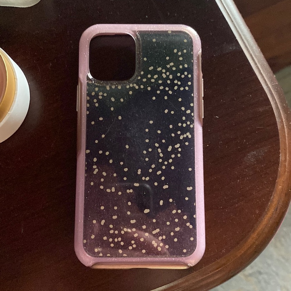 Otterbox iPhone 11 plus phone case